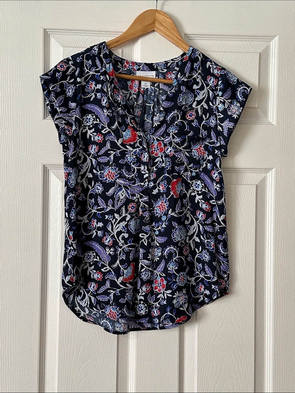 Liz Claiborne Navy Floral Short-Sleeve Henley Blouse